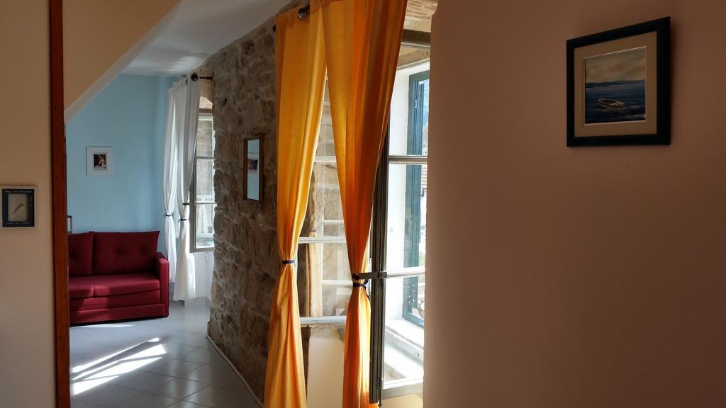 Buena Vis-Ta Apartments With The Sea View Екстериор снимка
